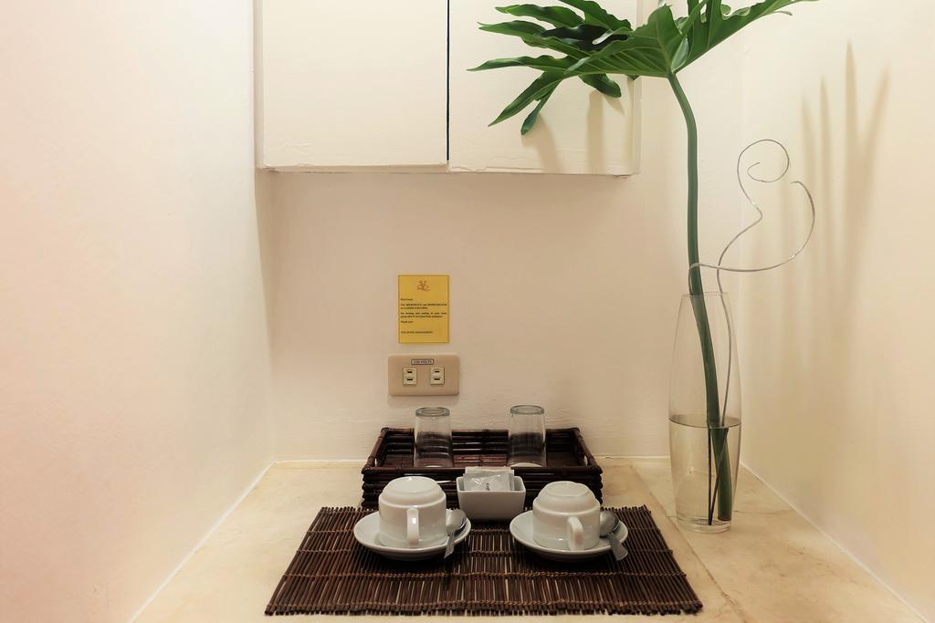 Vive Hotel Makati City Kültér fotó