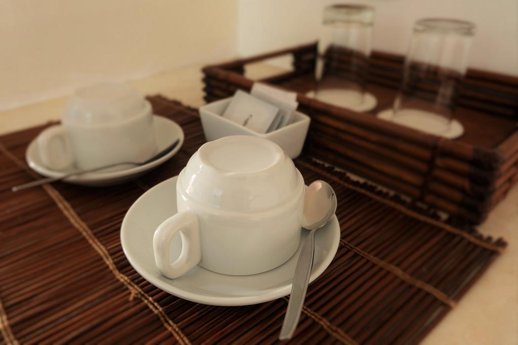 Vive Hotel Makati City Kültér fotó