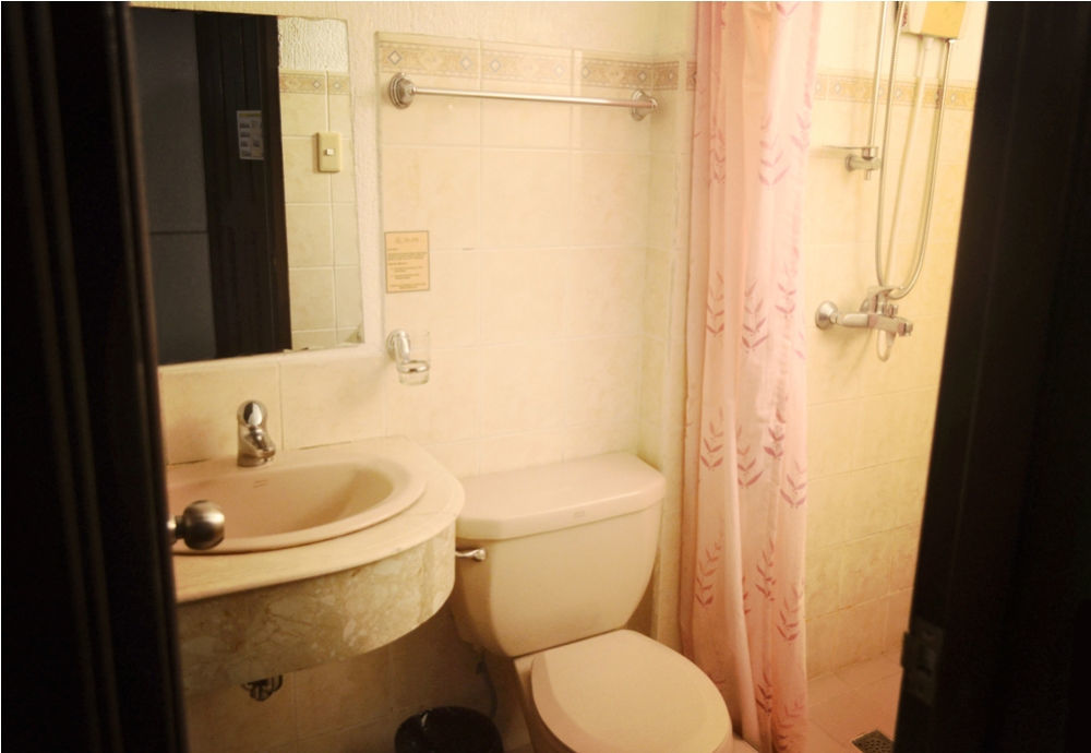 Vive Hotel Makati City Kültér fotó