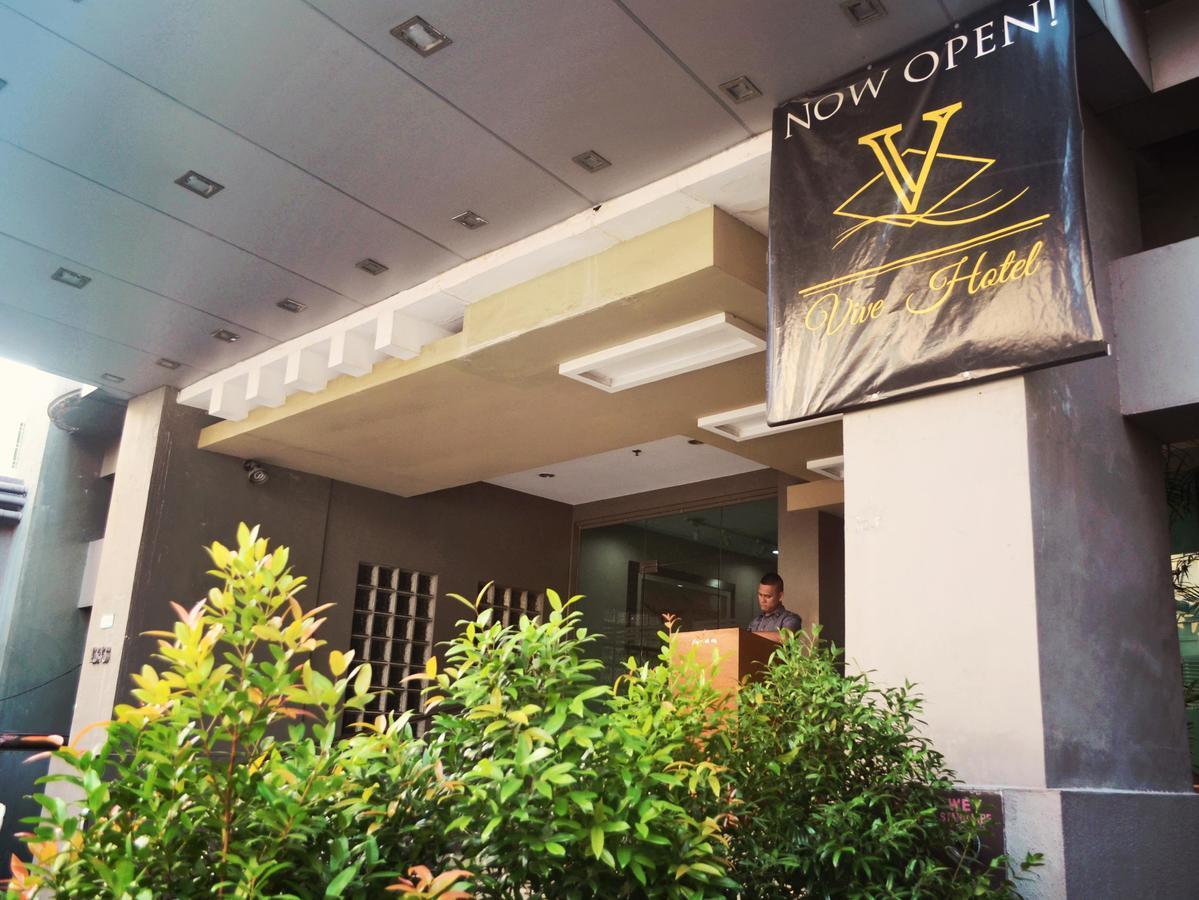 Vive Hotel Makati City Kültér fotó