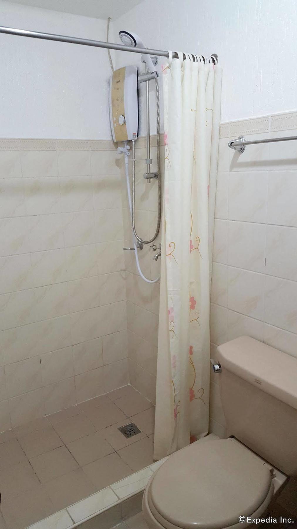 Vive Hotel Makati City Kültér fotó